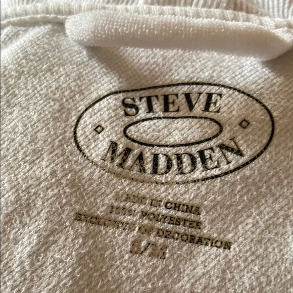 Steve Madden White Ruffle Robe - Picture 6 of 6